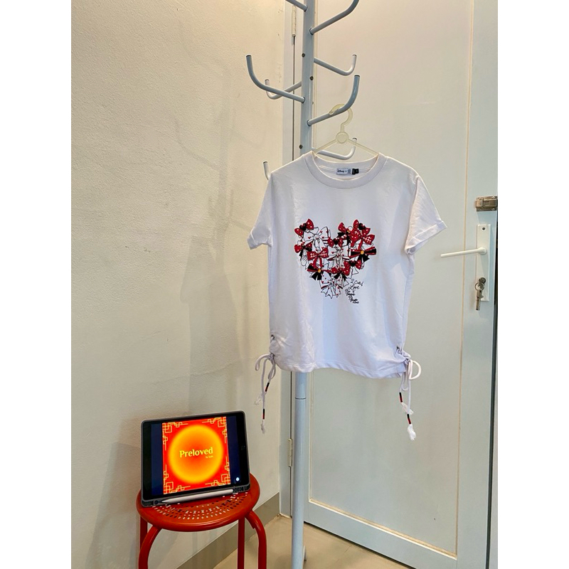 [preloved] Disney T-shirt Top - Nevada