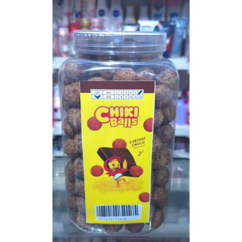 

snack lebaran CHIKI BALL toples 2000 ml