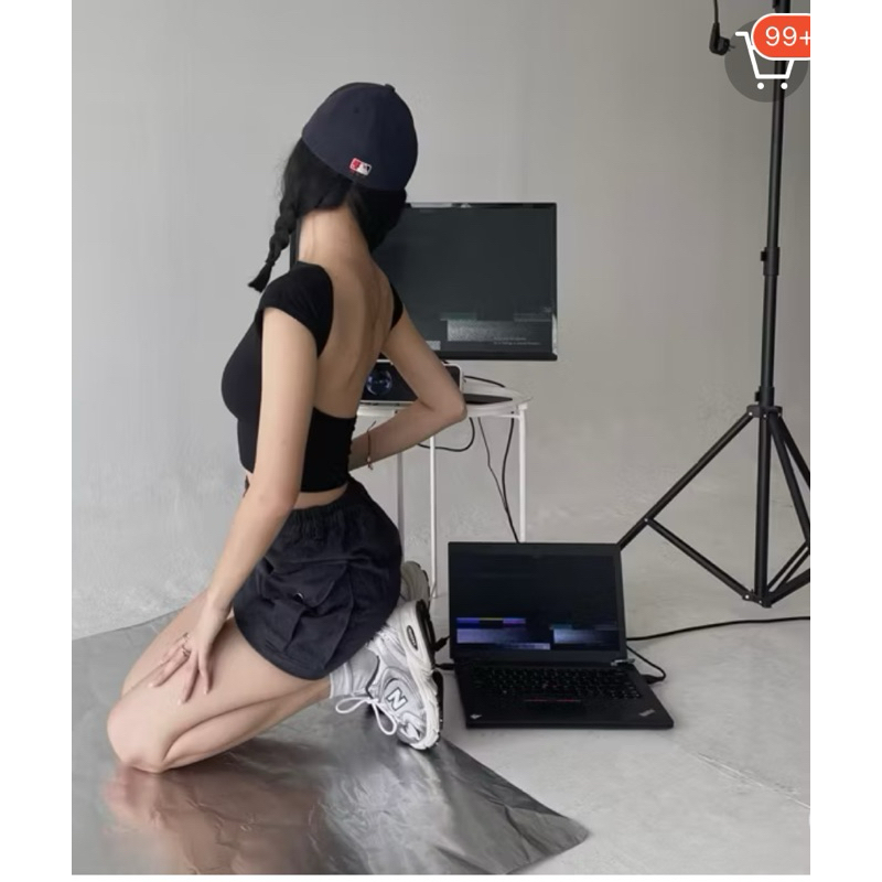 Backless top