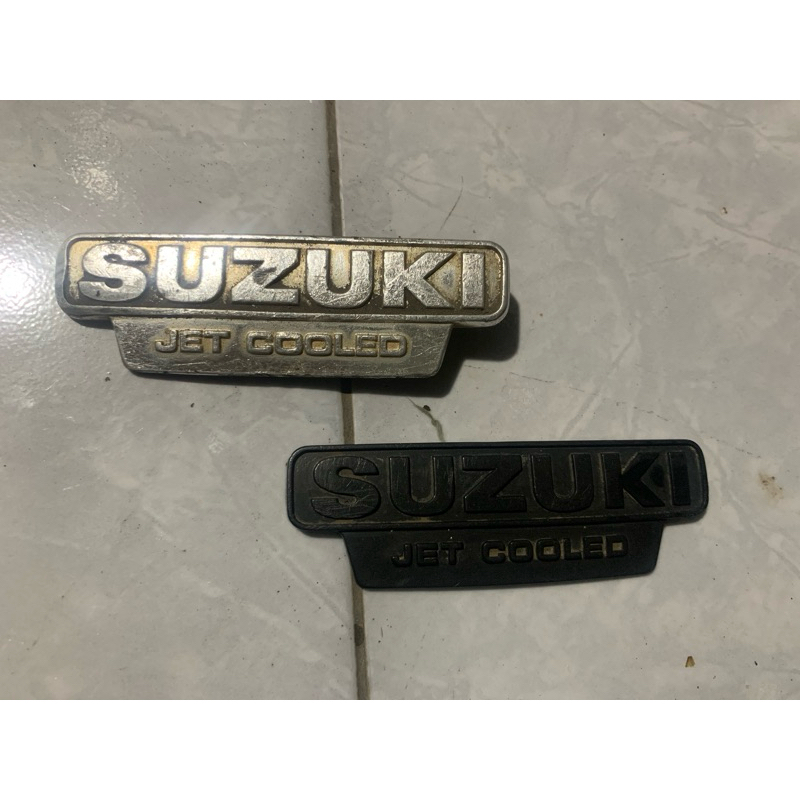 Emblem Body Belakang Suzuki Rc80 Rc100 Bravo