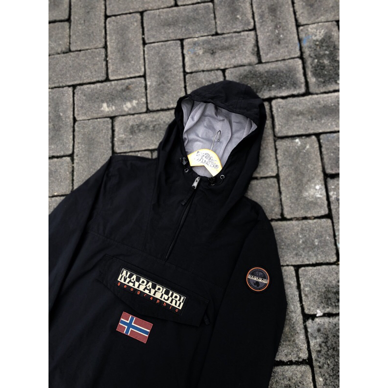 NAPAPIJRI RAINFOREST SUMMER BLACK