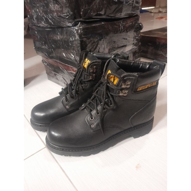 sepatu safety caterpillar