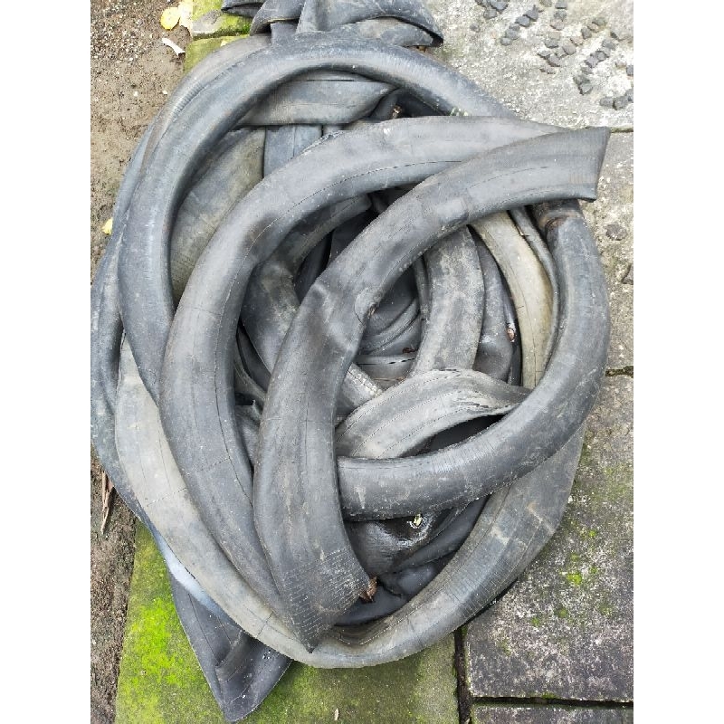 Ban dalam bekas motor