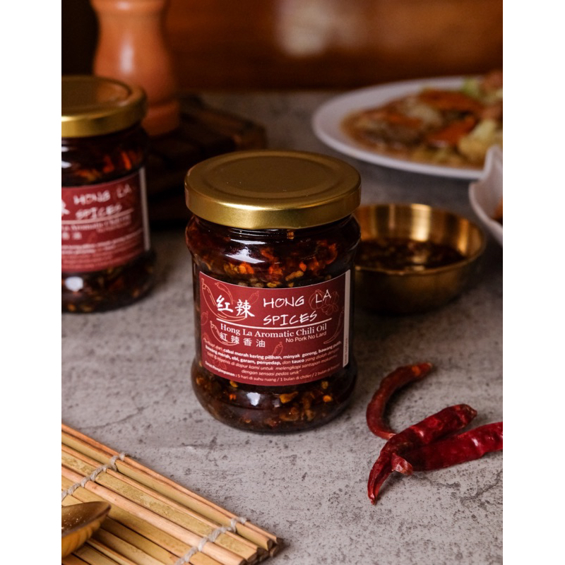 

Hong La Garlic Chili Oil Premium