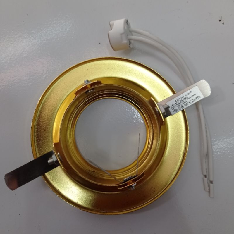 Kap Lampu Downlight MR16 Gold ZETALUX