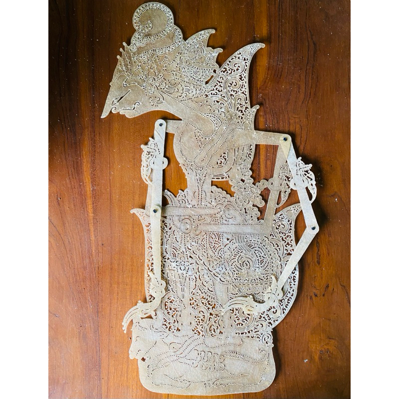 Wayang Kulit Kerbau Putihan Batara Guru Alusan