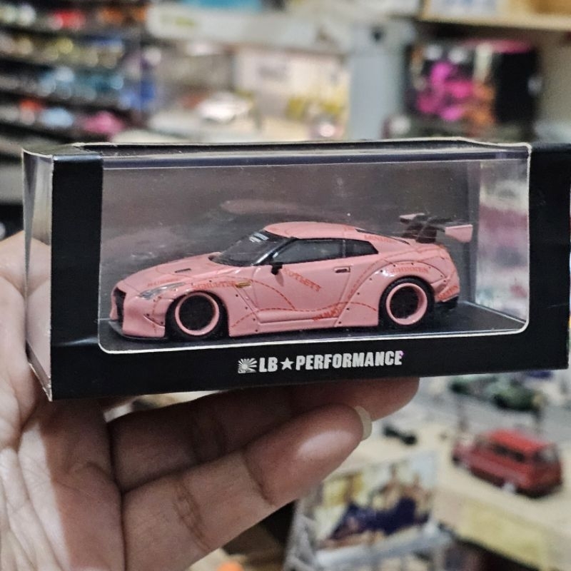 LB performance Nissan GTR R35 35gt lbwk lb super slihouette pink pig mini gt 76 passion hongkong