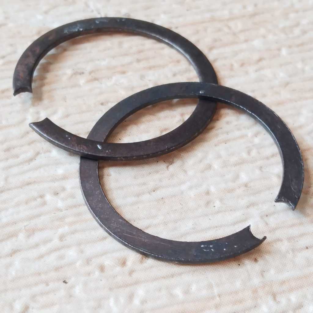 SNAP RING KANCING AS DEPAN SET CB175 CB 175 100%  ( 51445-216-000 ) -NEW OLD STOCK-