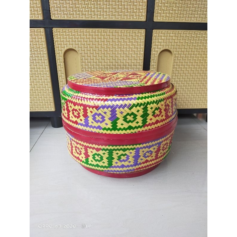 Piring Taman Kayu Batik