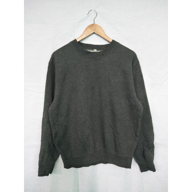 crewneck sweatshirt uniqlo abu abu tua polos second original