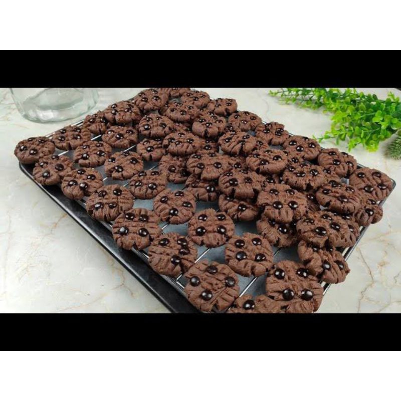 

KUE KERING CHOCO CHIPS/COOKIES COKELAT/KUKER RENYAH/KUKIS COKLAT/KUE IDUL FITRI/KUE LEBARAN/BISKUIT KERING/COOKIESKERING