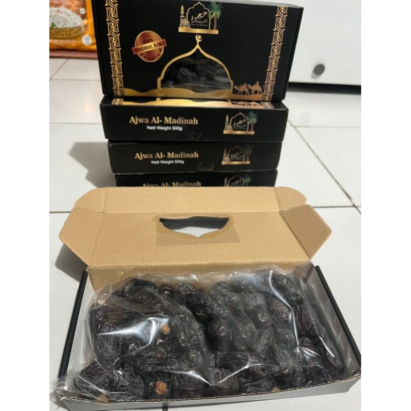 

Kurma ajwa al madinah / kurma badiyah ajwa / ajwa premium grade A/ Kurma nabi/Kurma ajwa murah