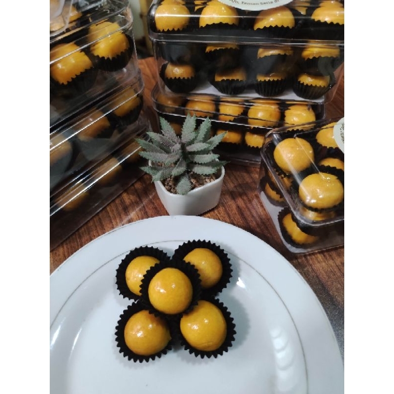 

Tester Nastar Premium (full wijsman + anchor + butter)