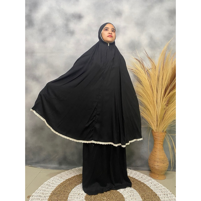 MUKENA RAYON HITAM RENDA