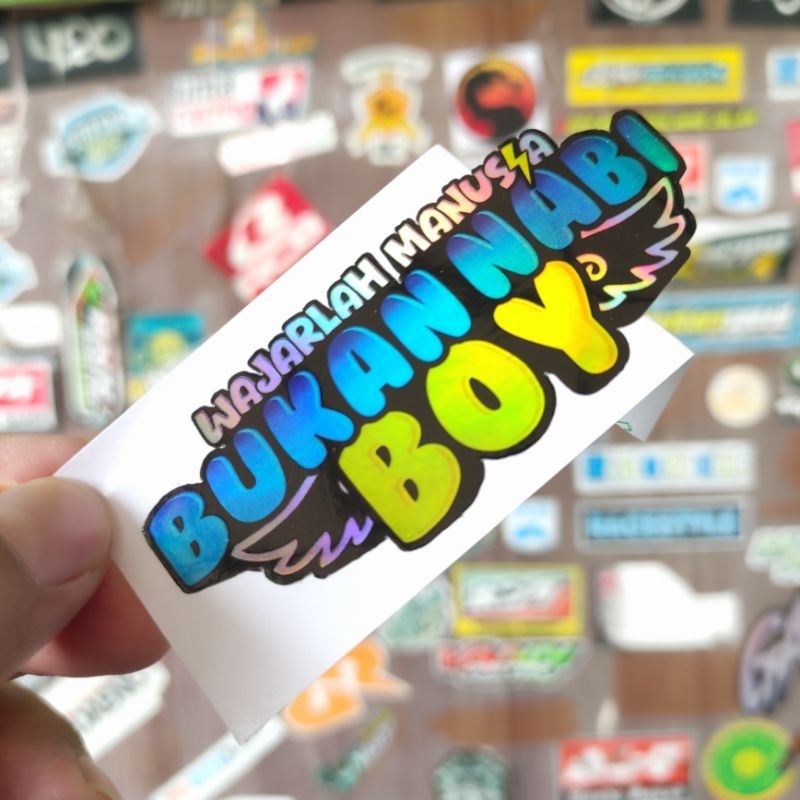 

STIKER WAJARLAH MABUSIA BUKAN NABI BOY HOLOGRAM