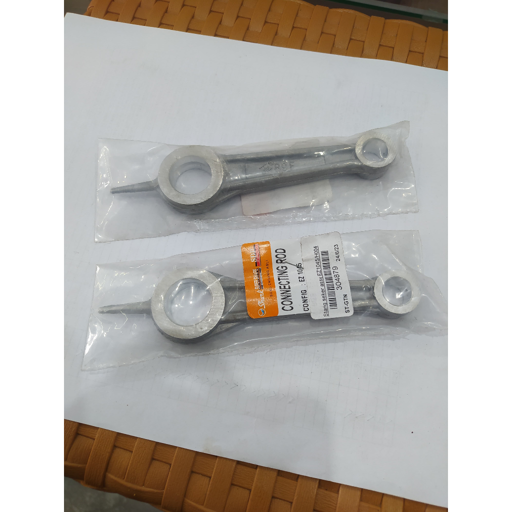 Stang seker/connecting rod assy EZ1045 Shark