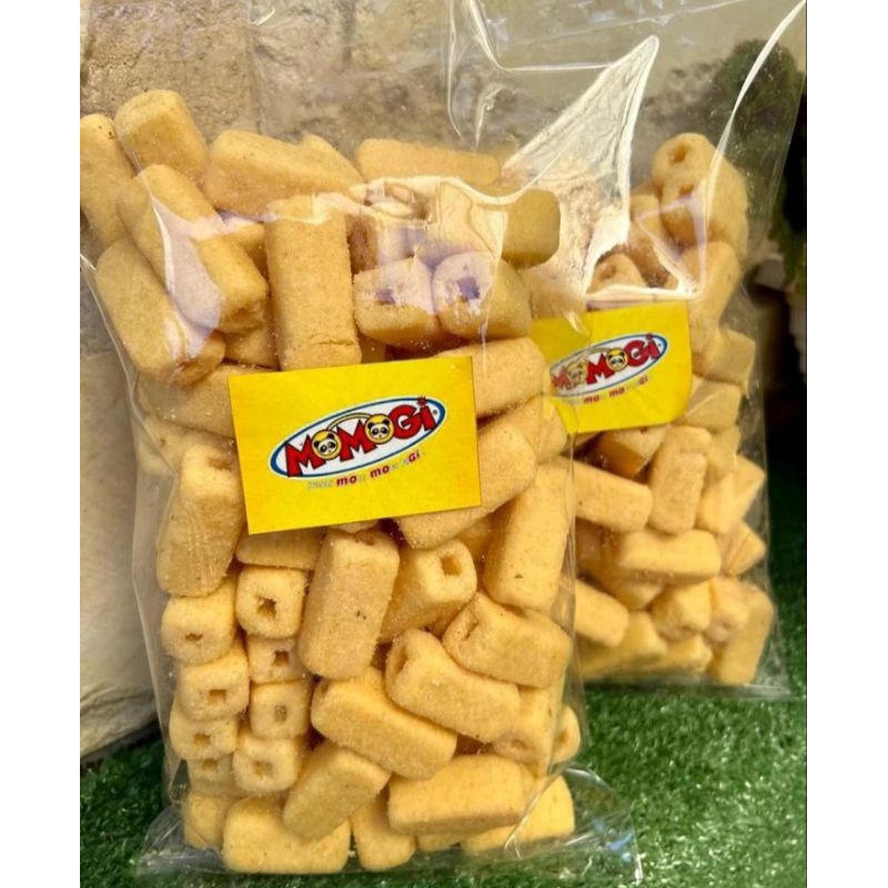 

Momogi Rasa Cokelat / Rasa Keju / Rasa Jagung Bakar Snack Branded Kiloan Kemasan Plastik 150g