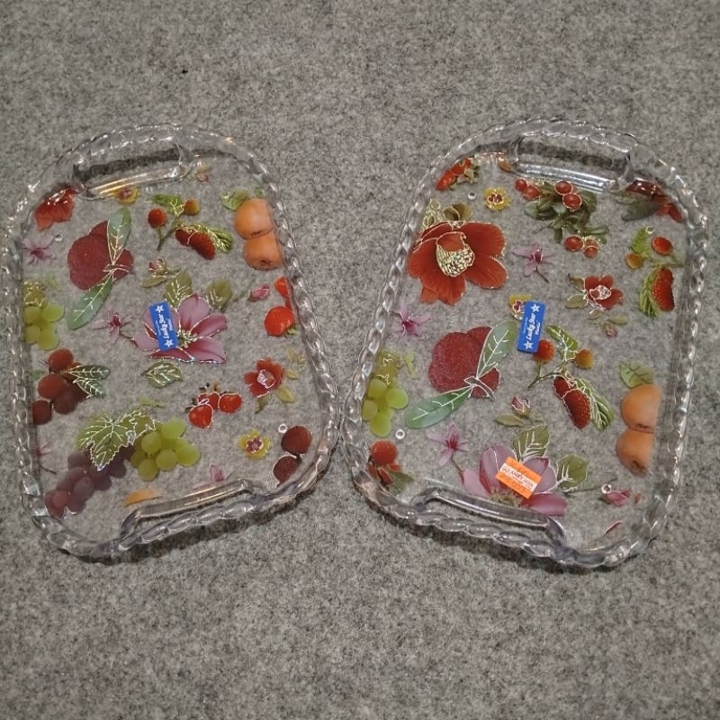 NAMPAN BAHAN PLASTIK MOTIF BUNGA KECIL