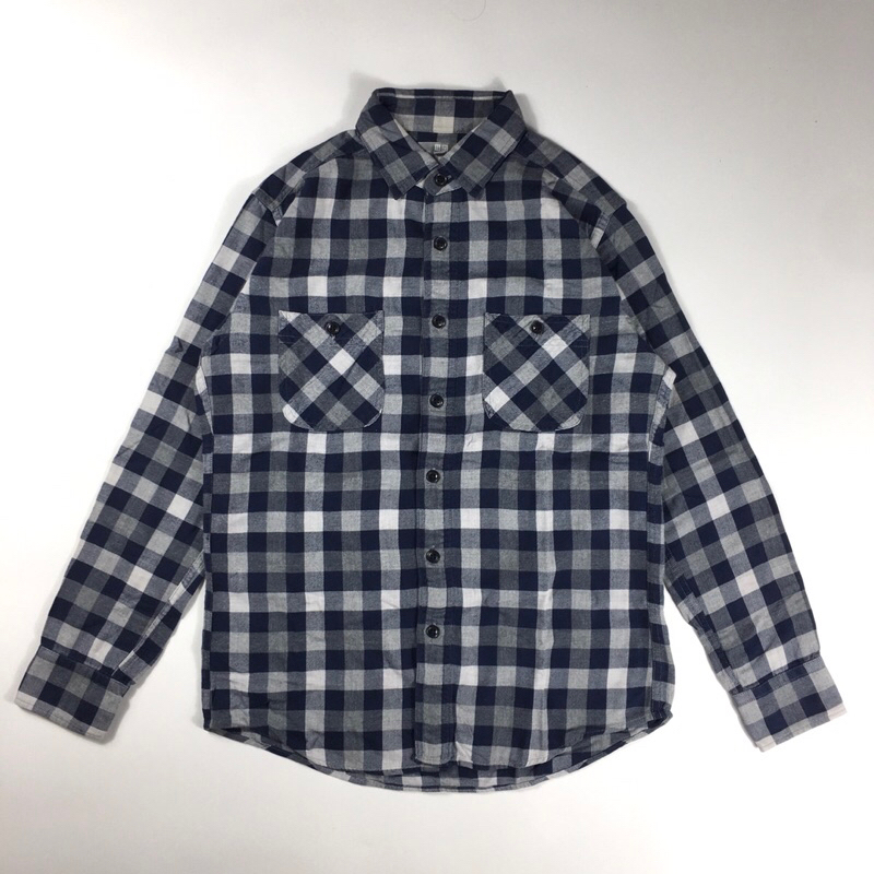 Longsleeve shirt pocket by UNIQLO