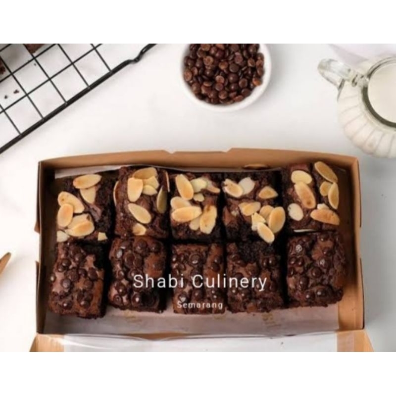 

Brownis Fudgy / Brownies Fudgy / Bronis Fudgy Panggang Coklat Nyoklat