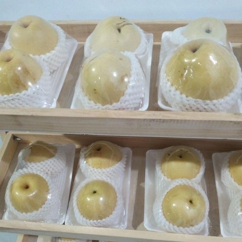 

Pear Century