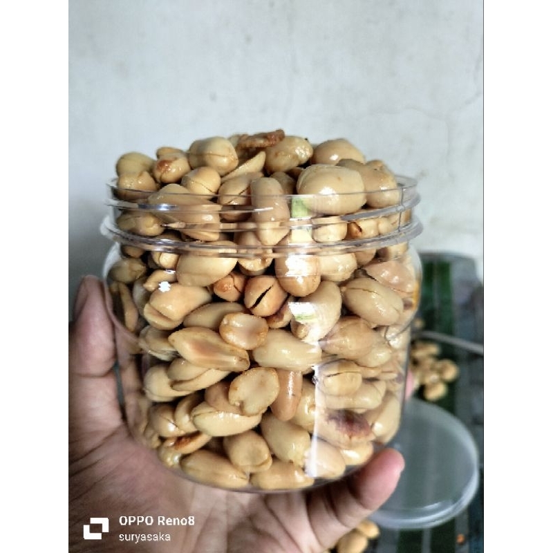 

kacang bawang toples