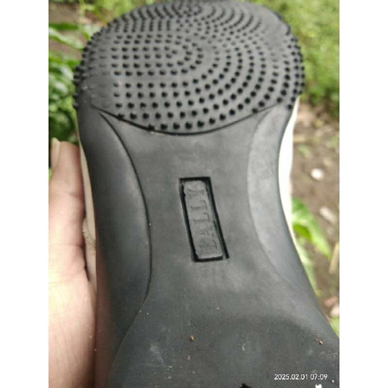 sepatu BALLY second