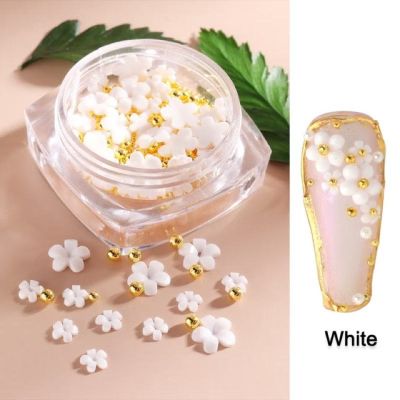 M0058 MANIK MANIK DEKORASI NAIL ART +- 30pcs caviar gold BUNGA PUTIH WEDDING NAIL ACCESSORIES