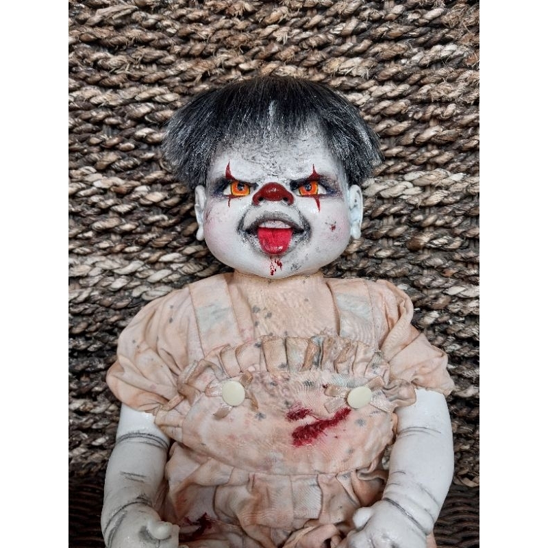boneka doll vintage creepy horor badut
