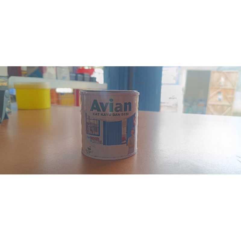 Avian Cat Kayu & Besi 200cc