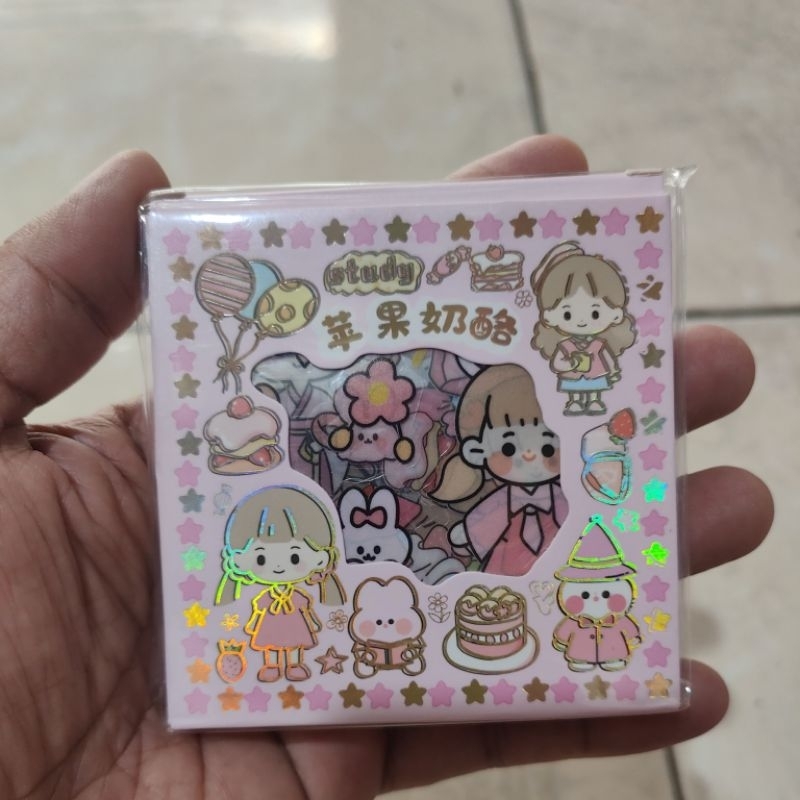 

100 pcs stiker momo box KECIL