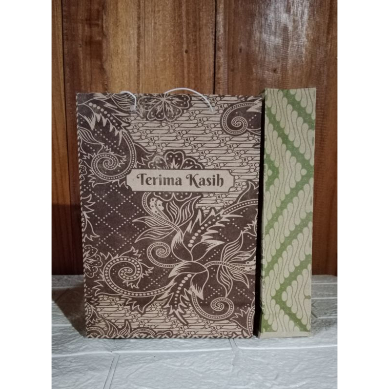 

PROMO MURAH!!!PAPERBAG HAJATAN ISI 100 PCS/PAPERBAG SOVENIR/PAPERBAG SEDANG