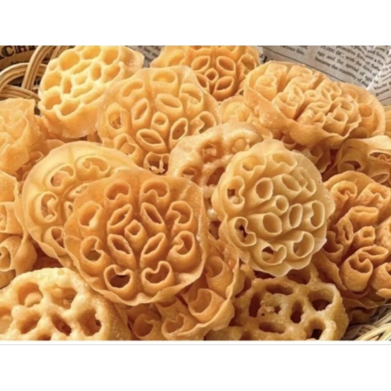 

Kue kembang goyang