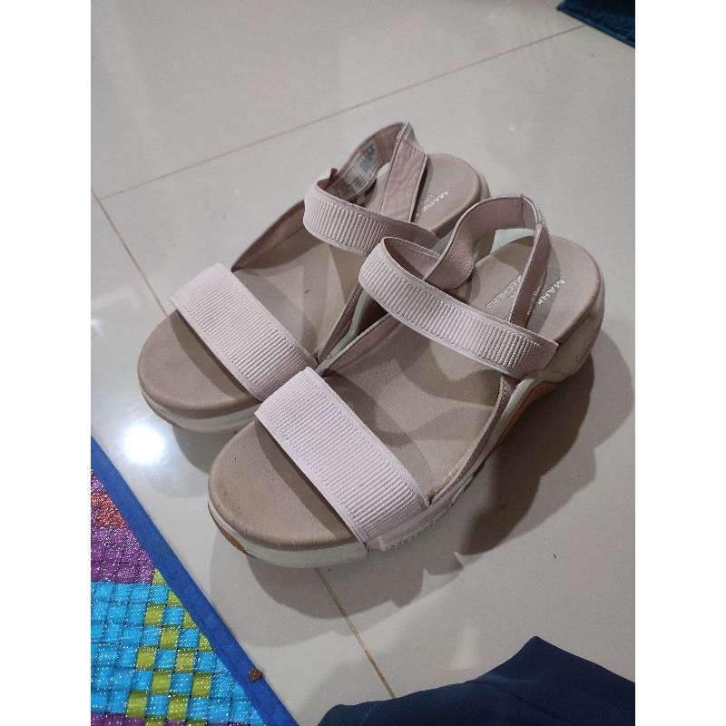 Preloved Sendal Skechers