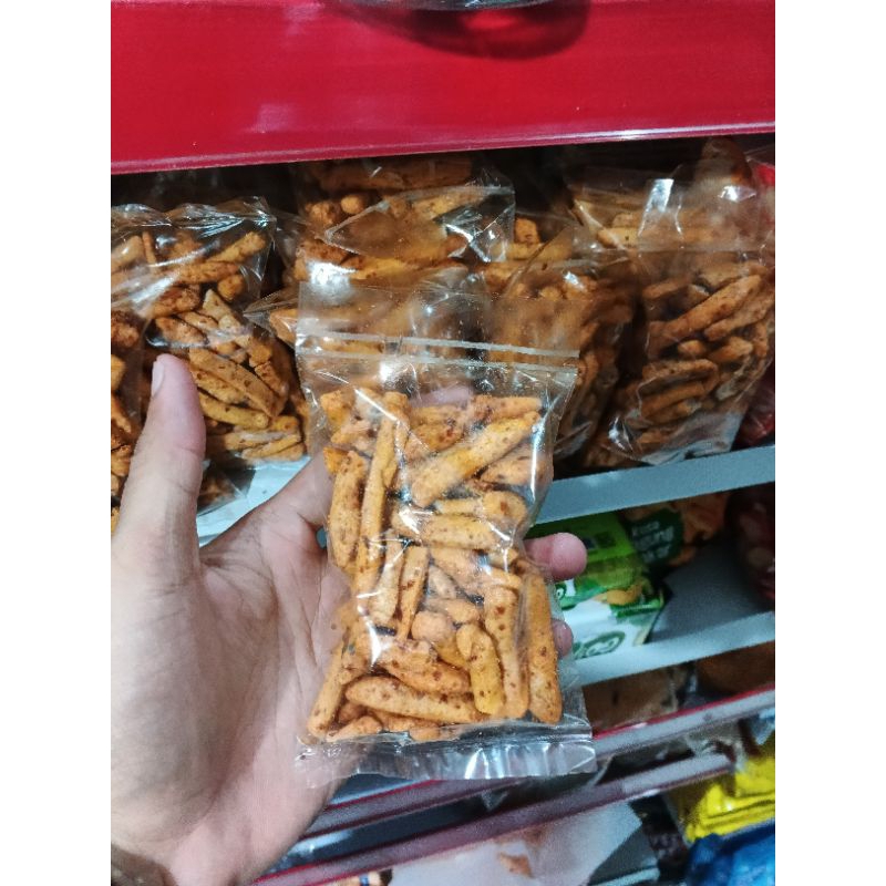 

Camilan Snack ekonomis basreng pedes nikmat