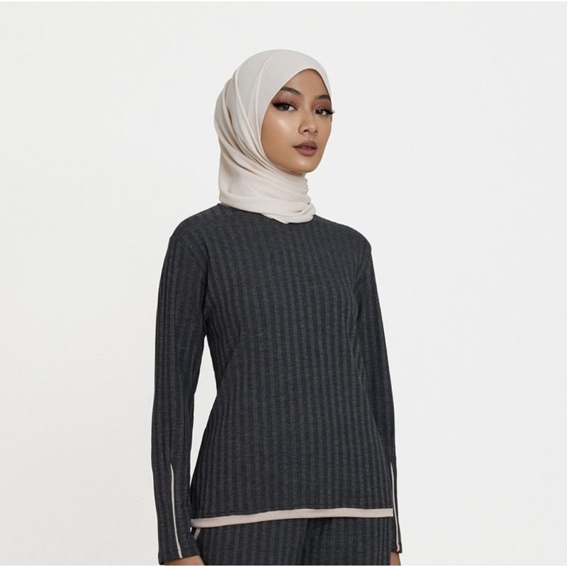 (PRELOVED) LAFIYE SHIRT - UKURAN S