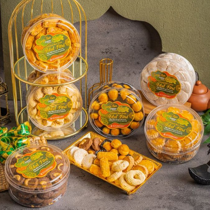 

Njonja Mar - Kue Kering Lebaran Premium Series Hampers