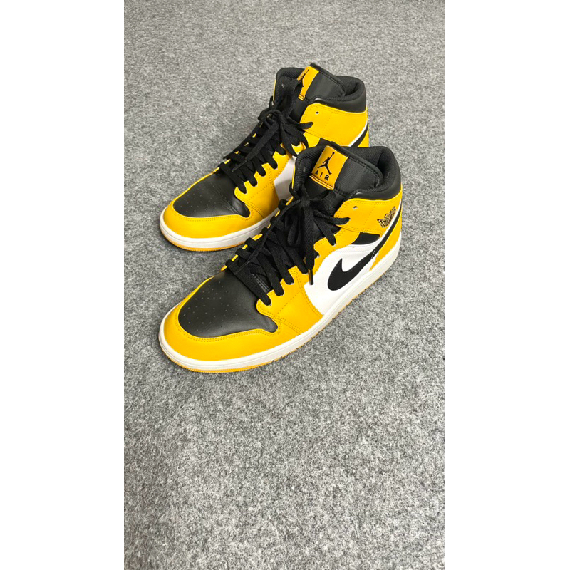 Nike air jordan mid retro taxi size 46
