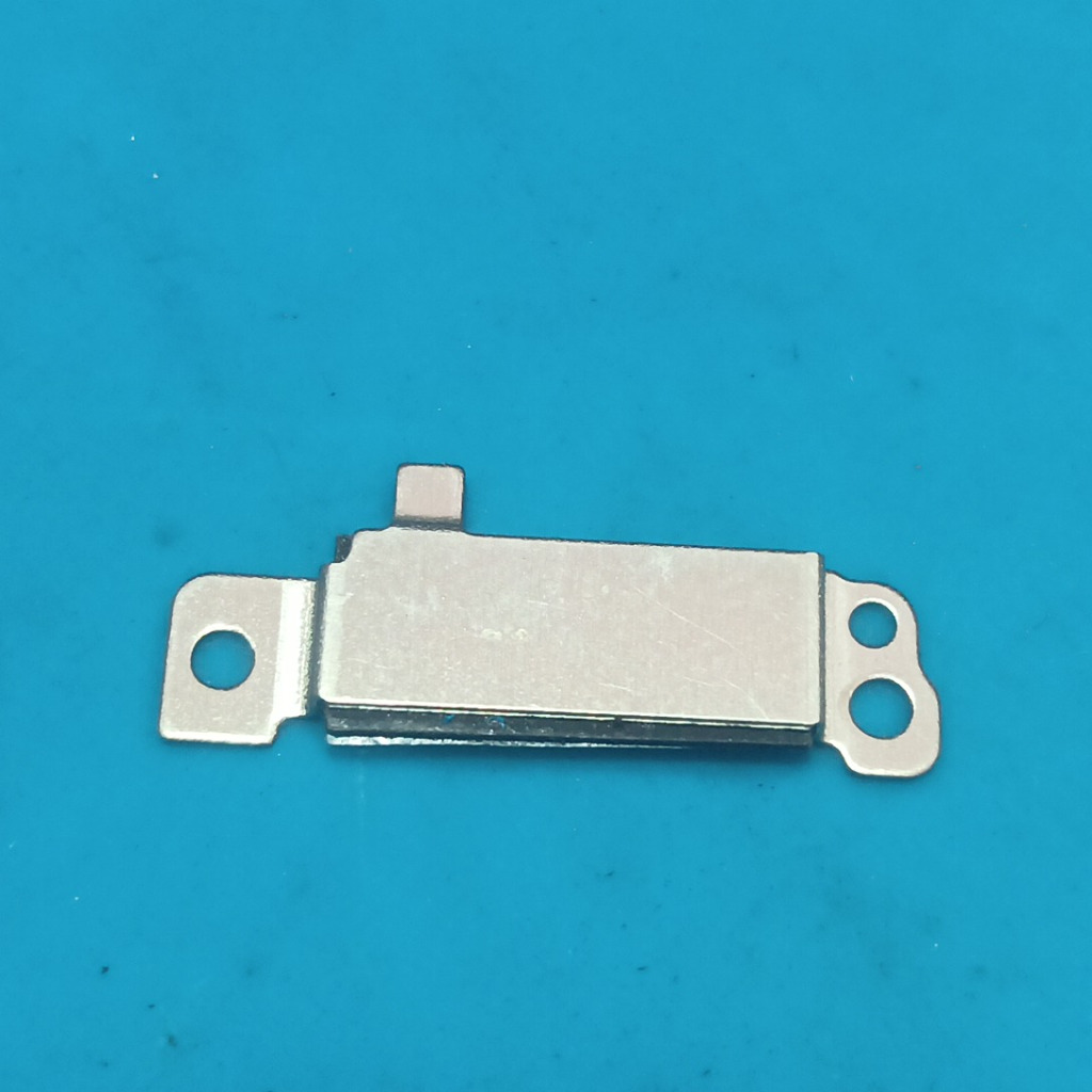 PLat besi penahan konektor LCD Vivo Y55s Besi Pengunci konektor Cas Vivo Y55 Kaleng Penahan Konektor