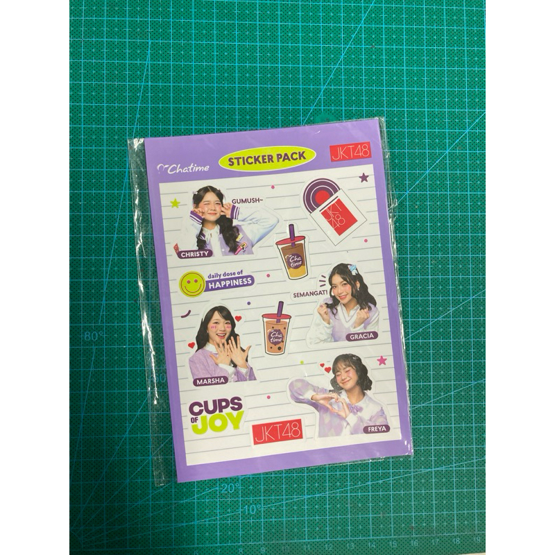 

Stiker JKT48 x Chatime Official
