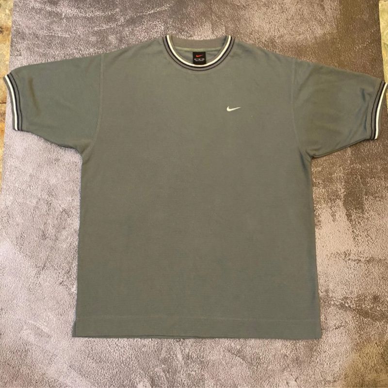 kaos nike vtg