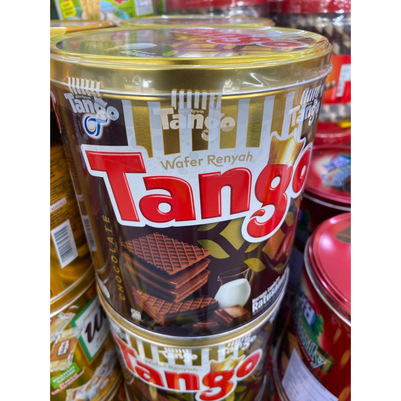 

Tango kaleng 240g jajan lebaran