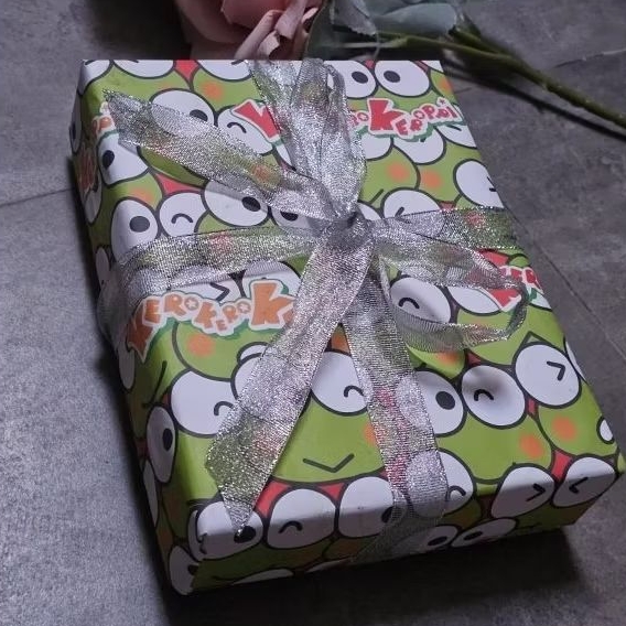 

kotak kado gift hampers kerokeropi