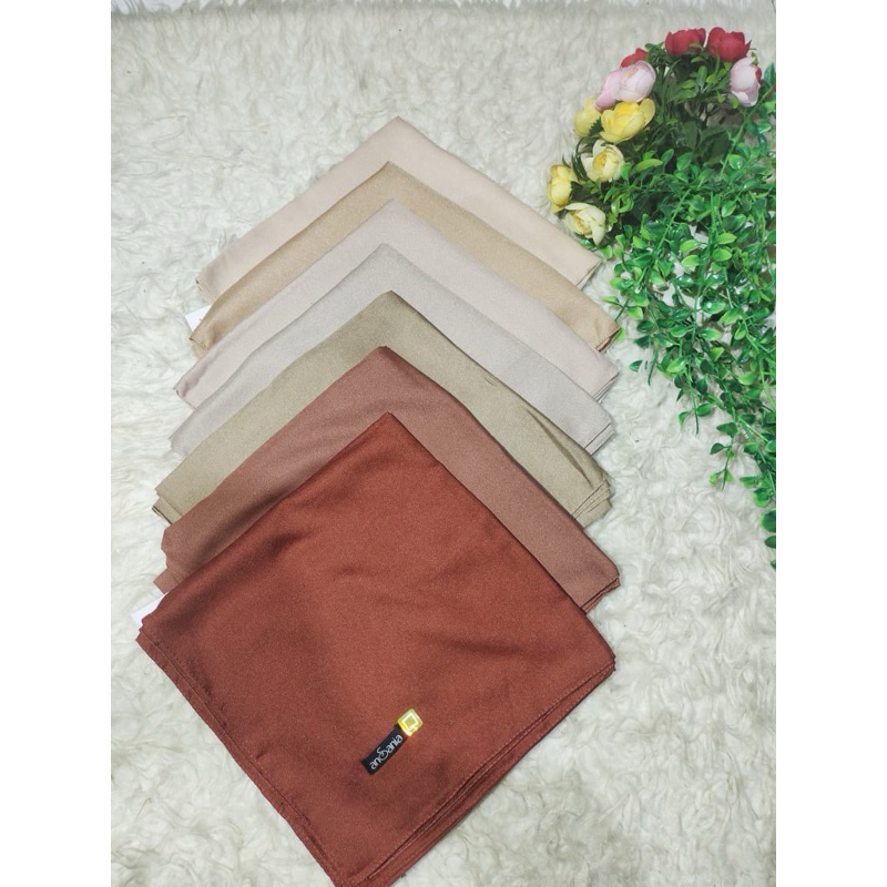 SEGI EMPAT SINAR/JILBAB SEGI EMPAT SINAR/JILBAB PREMIUM/JILBAB SINAR