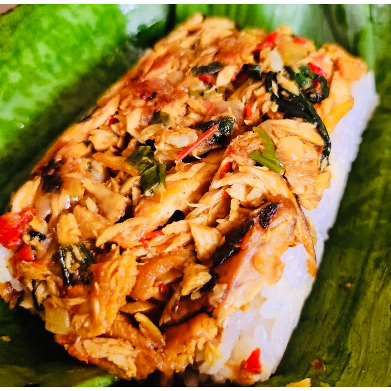 

nasi bakar ayam suwir kemangi/nasi bakar jumat berkah