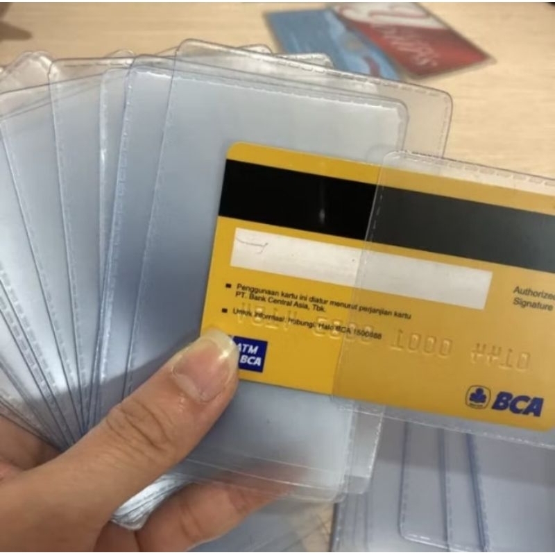

PLASTIK PELINDUNG KTP / PLASTIK PELINDUNG ATM /Plastik Id Card Tebal Bahan PVC Etoll Atm Member Kartu Sampul Ktp TJ