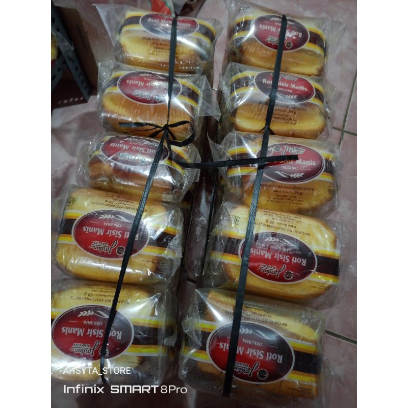 

AHSYTA STORE ||| ROTI MANIS SISIR JORDAN 1 PACK ISI 5 PCS