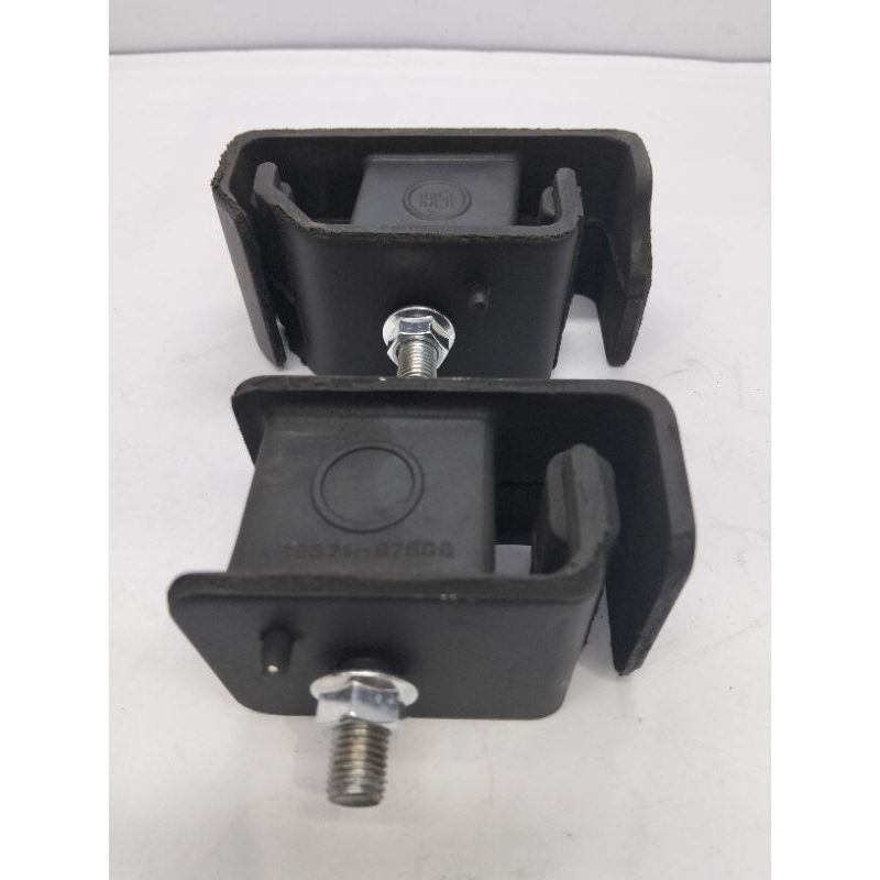 Dudukan mesin (Engine mounting) Hijet 1000(S75) kanan kiri 1 set