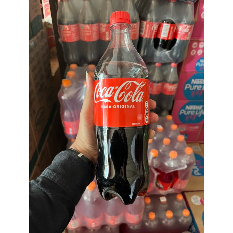 

PROMO!! MINUMAN SODA KARBONASI 1 LITER COCA COLA 1 BOTOL