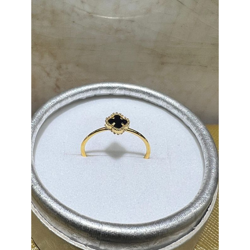 Cincin Vancleef Hitam